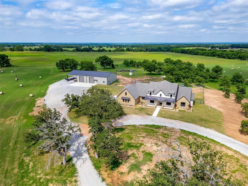 3019 Orchard Road, Bowie TX 76230