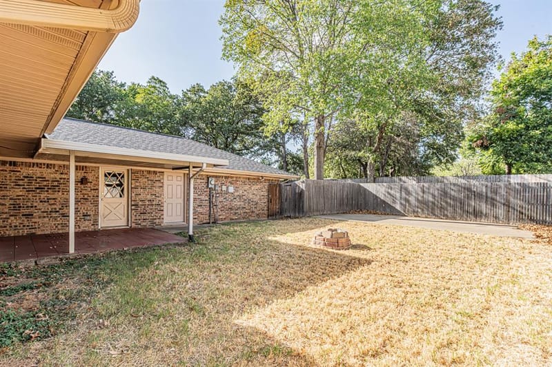 2609 Still Meadow Road, Irving TX 75060 - Photo 32
