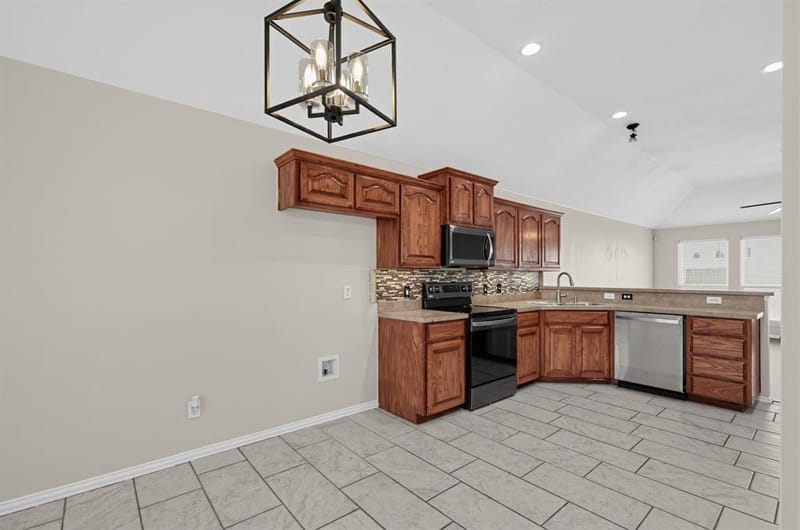 1655 Wildflower Drive, Waxahachie TX 75165 - Photo 13