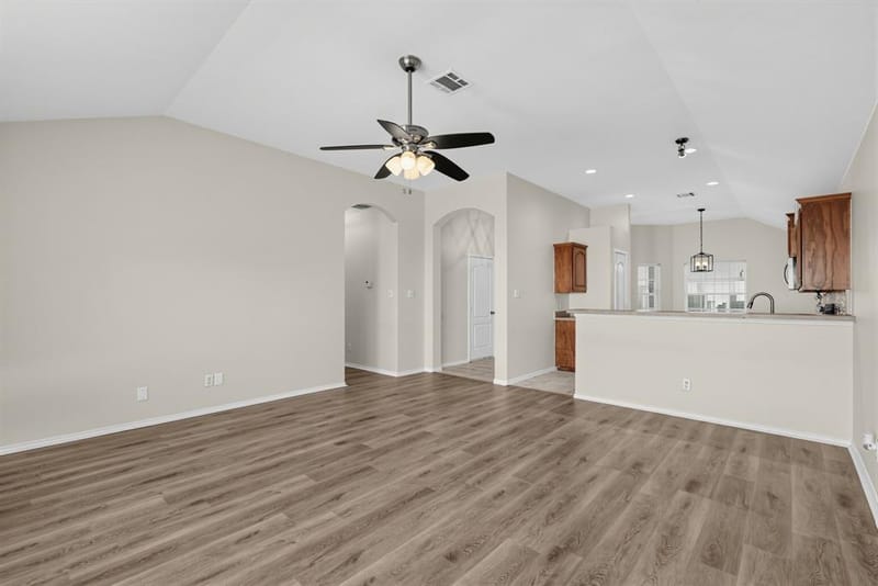 1655 Wildflower Drive, Waxahachie TX 75165 - Photo 7