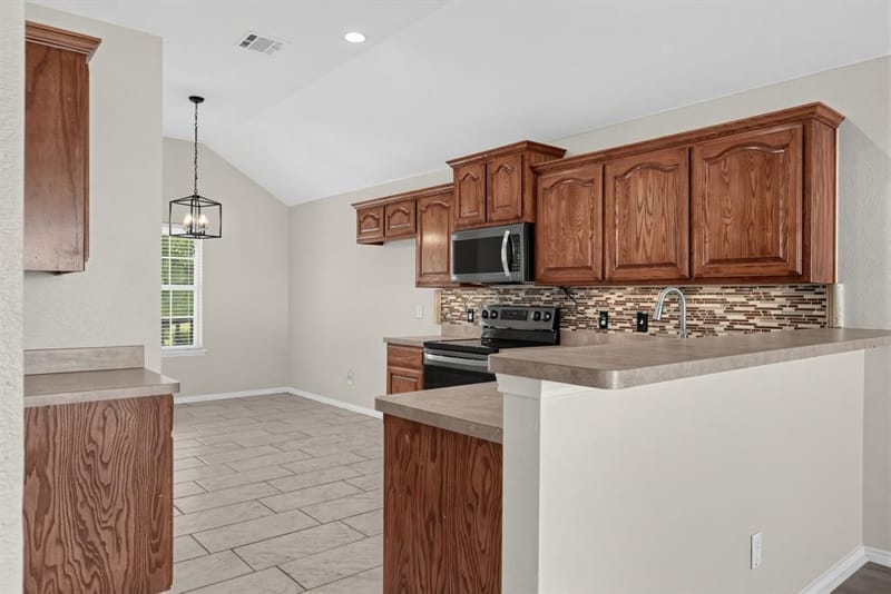 1655 Wildflower Drive, Waxahachie TX 75165 - Photo 11