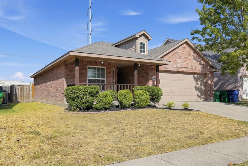1655 Wildflower Drive, Waxahachie TX 75165 - Photo 4