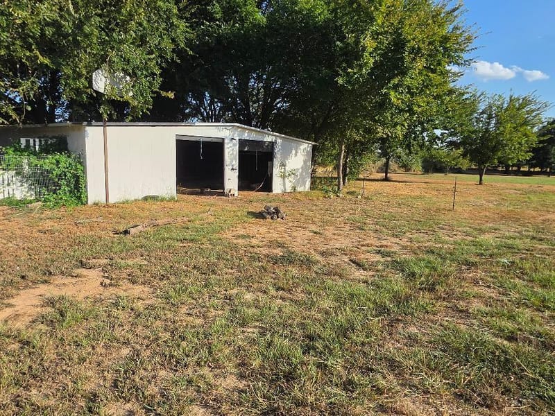 276 Wonder Drive, Springtown TX 76082 - Photo 36