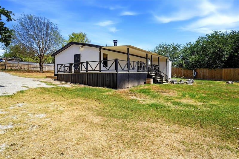 276 Wonder Drive, Springtown TX 76082 - Photo 34