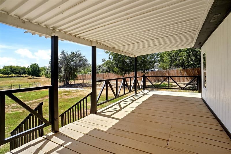 276 Wonder Drive, Springtown TX 76082 - Photo 33