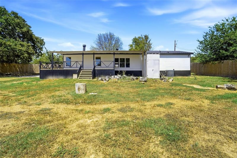 276 Wonder Drive, Springtown TX 76082 - Photo 35