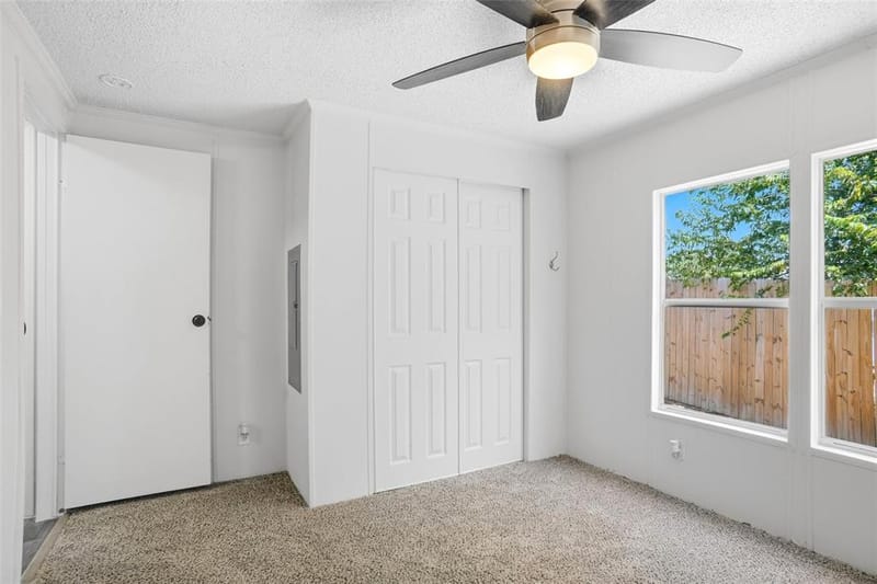 276 Wonder Drive, Springtown TX 76082 - Photo 31