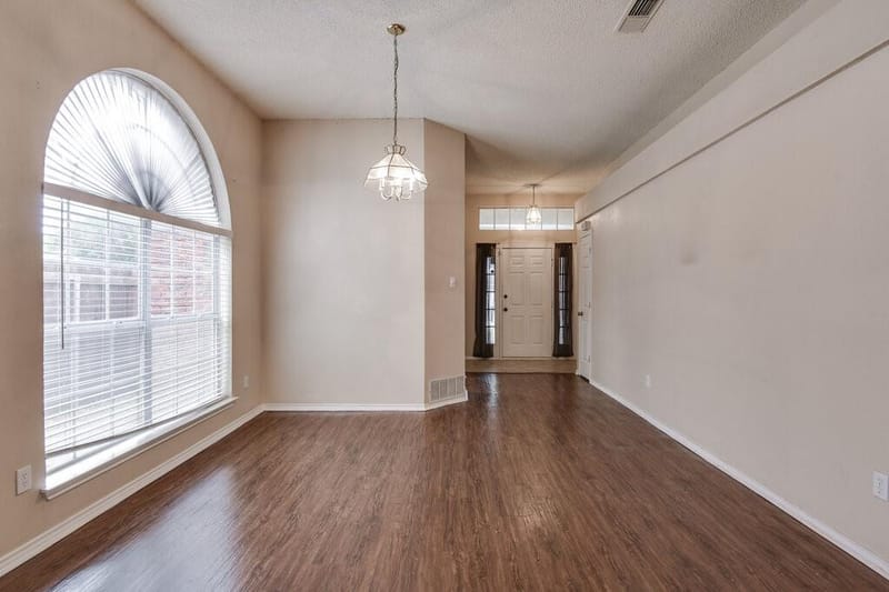 952 Freshwood Court, Arlington TX 76017 - Photo 8