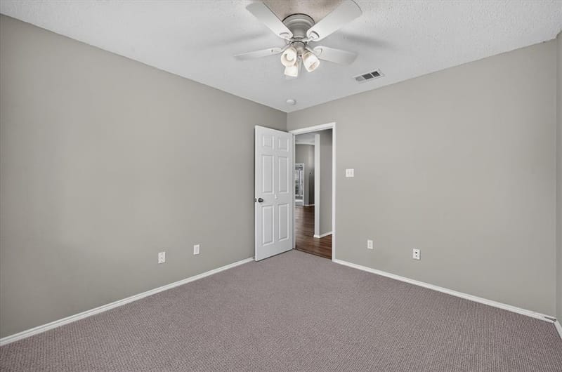 912 Cole Avenue, Denton TX 76208 - Photo 20