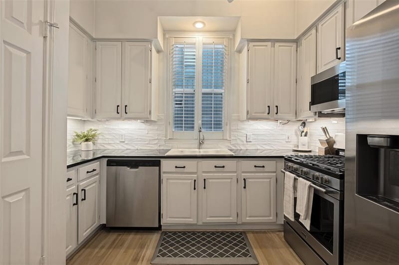 4231 Holland Avenue # A, Dallas TX 75219 - Photo 11