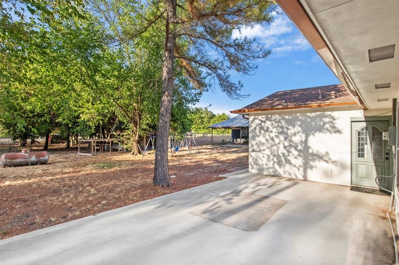 360 Rockett Lane, Pecan Hill TX 75154 - Photo 29