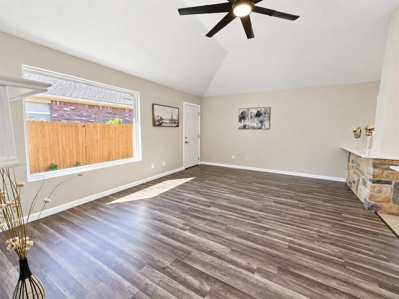 800 Castlewick Court, Arlington TX 76018 - Photo 7