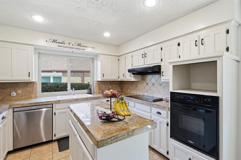 5914 Walden Trail, Arlington TX 76016 - Photo 7