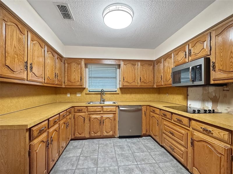 507 Quail Run Street, Greenville TX 75402 - Photo 7