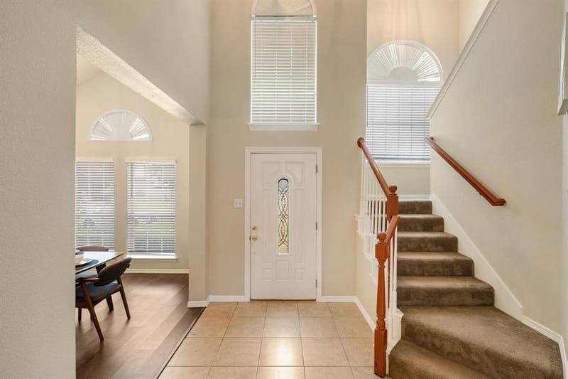 3152 Delaford Drive, Carrollton TX 75007 - Photo 5