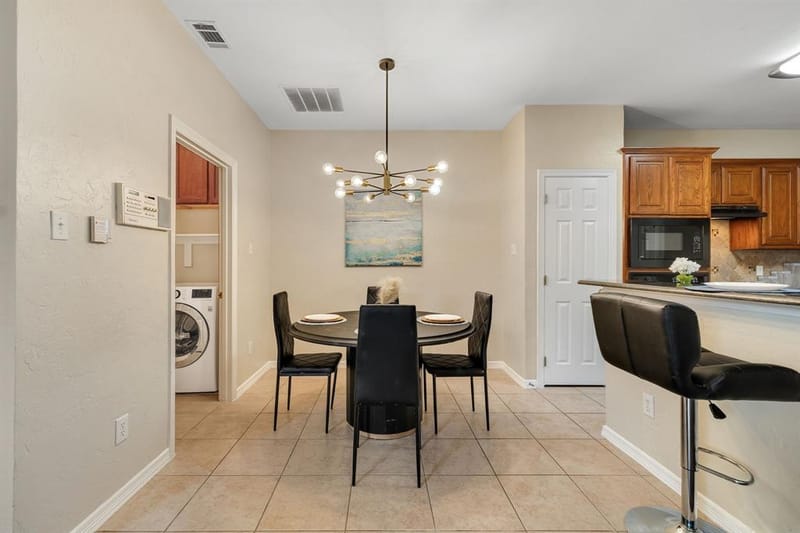 3152 Delaford Drive, Carrollton TX 75007 - Photo 18