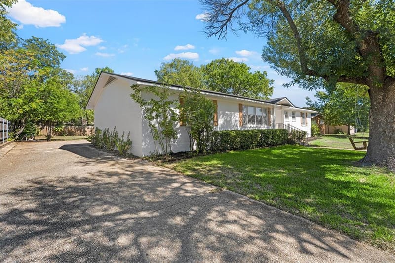 1117 Rambler Drive, Waco TX 76710 - Photo 2