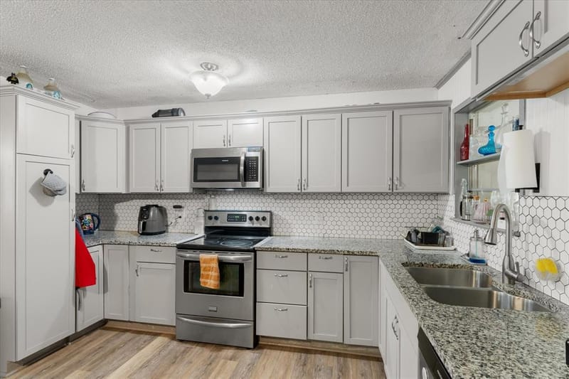 402 E Cook Street, Eustace TX 75124 - Photo 7