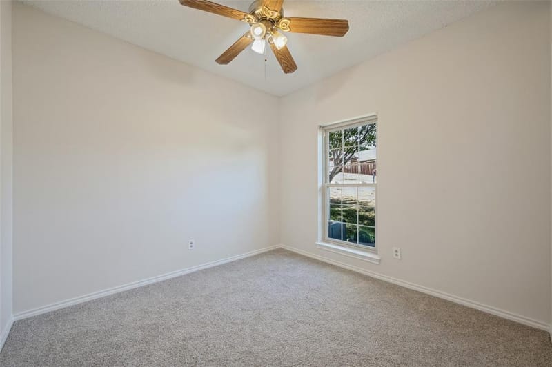 1404 Chesterfield Drive, Carrollton TX 75007 - Photo 32