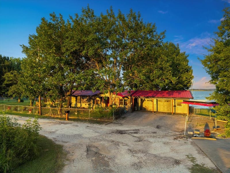 308 Causeway Cove, Seven Points TX 75143 - Photo 15