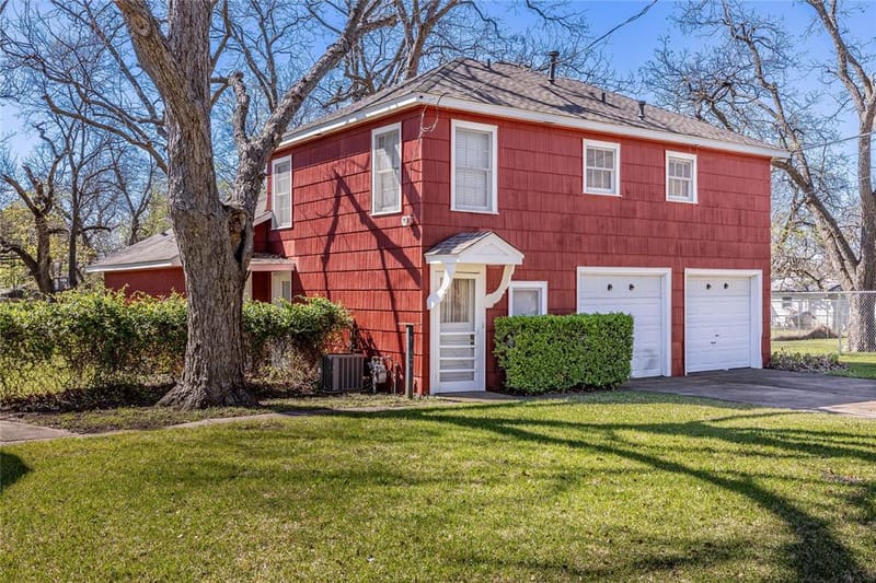 220 N Holly, Sherman TX 75092 - Photo 38