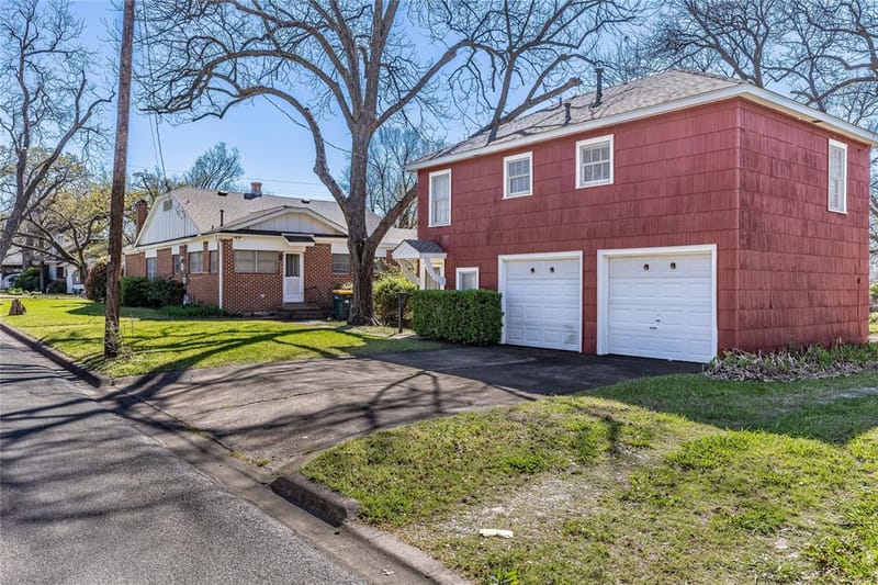 220 N Holly, Sherman TX 75092 - Photo 39