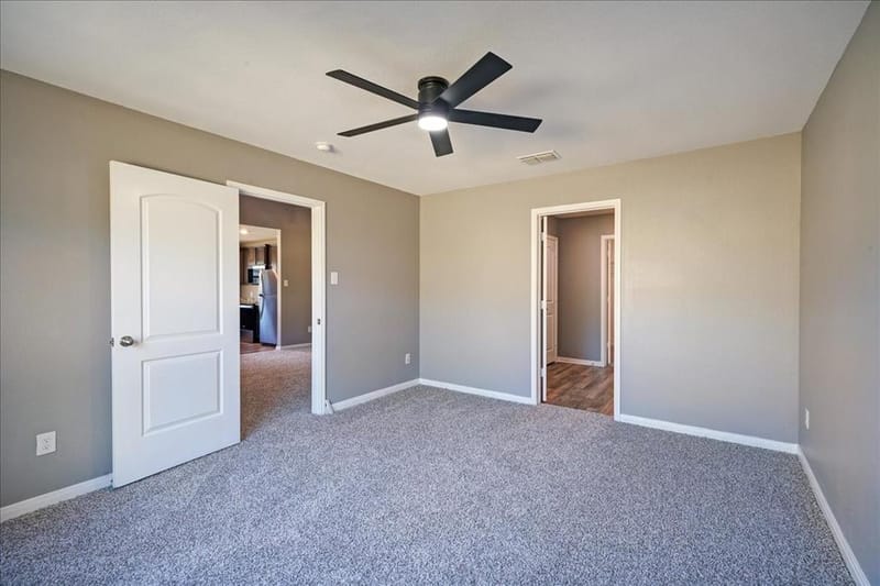 119 Barbwire Way, Newark TX 76071 - Photo 16