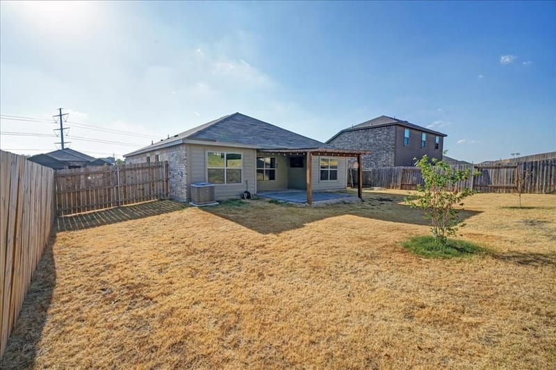 119 Barbwire Way, Newark TX 76071 - Photo 30