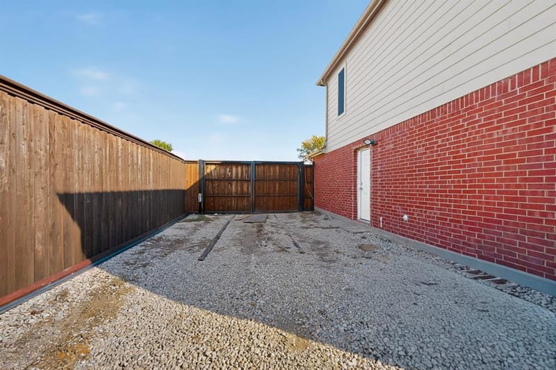 2424 Tailburton Court, Little Elm TX 75068 - Photo 32