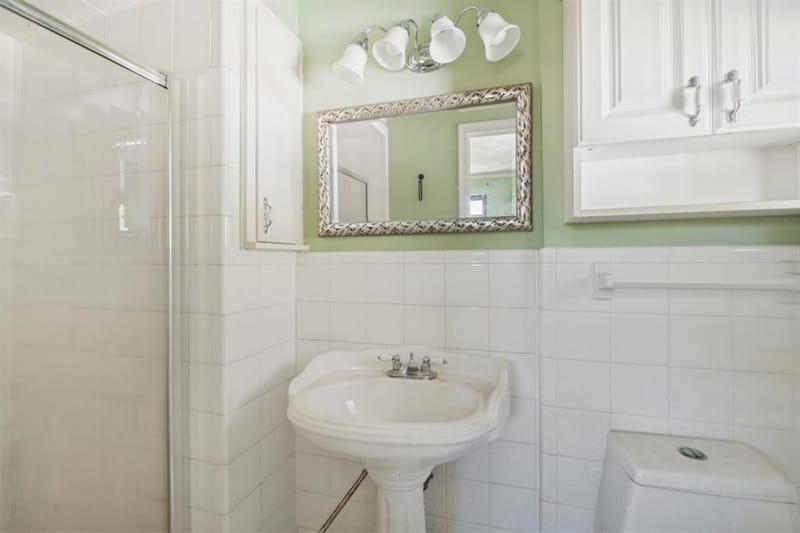 8435 Sweetwood Drive, Dallas TX 75228 - Photo 20