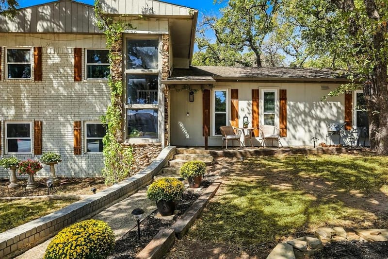 1003 Hopkins Drive, Denton TX 76205 - Photo 2