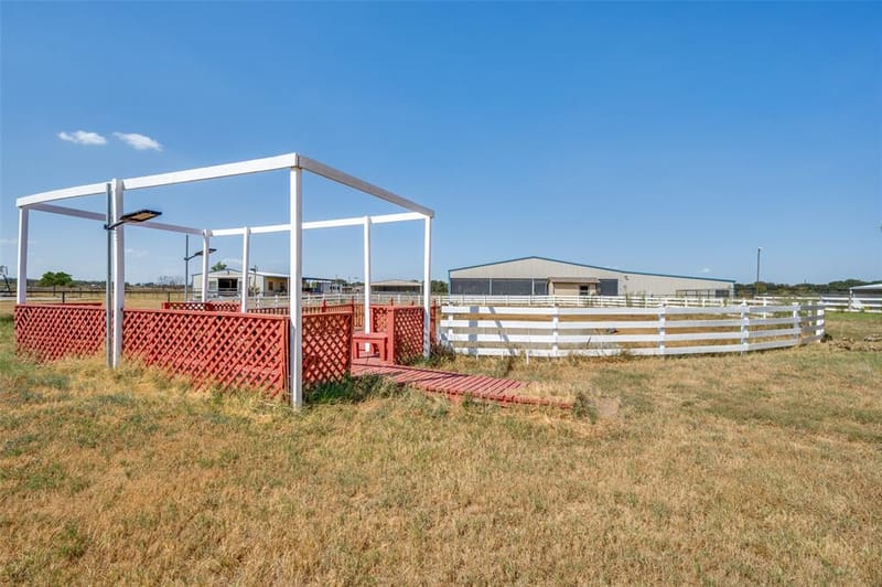 1601 E Blackjack Road, Pilot Point TX 76258 - Photo 17