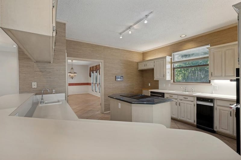 5212 Whispering Oaks Drive, Dallas TX 75236 - Photo 22