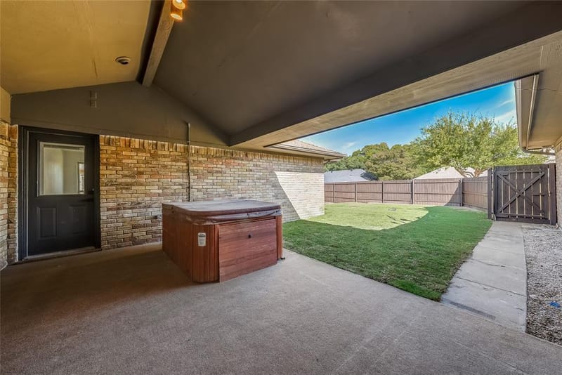2701 Crow Valley Trail, Plano TX 75023 - Photo 34