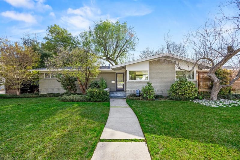 6631 Ridgemont Drive, Dallas TX 75214 - Photo 29