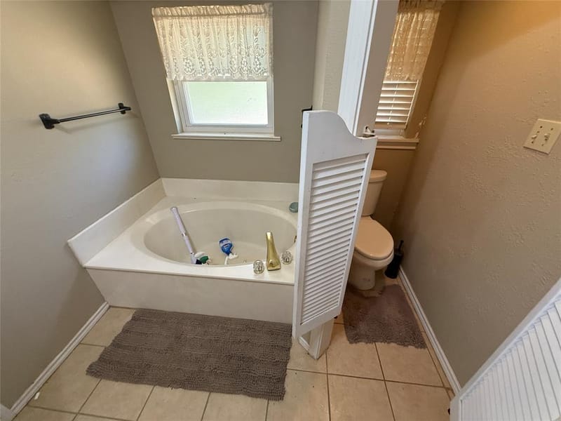 820 Forgotten Lane, Burleson TX 76028 - Photo 17