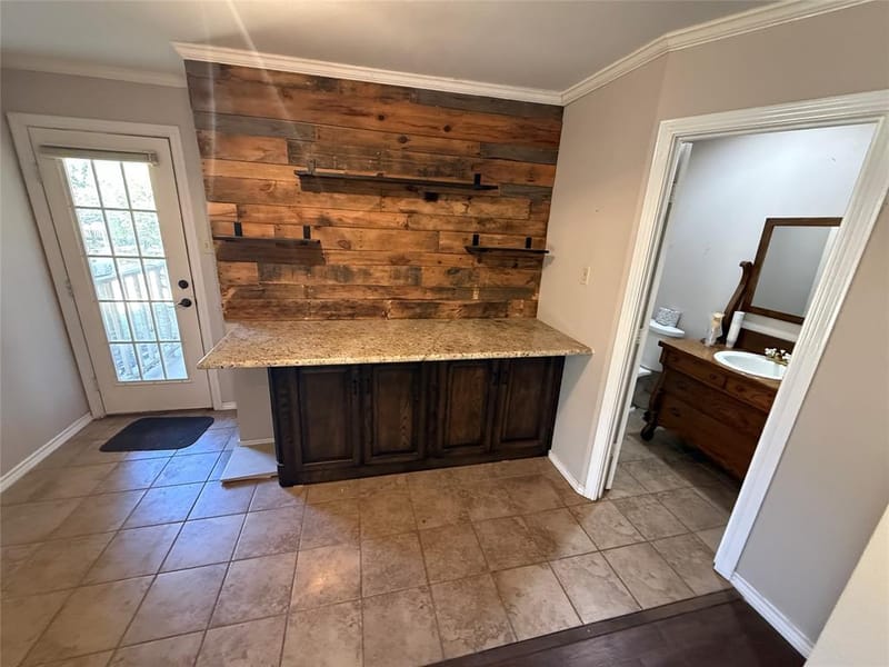 820 Forgotten Lane, Burleson TX 76028 - Photo 9