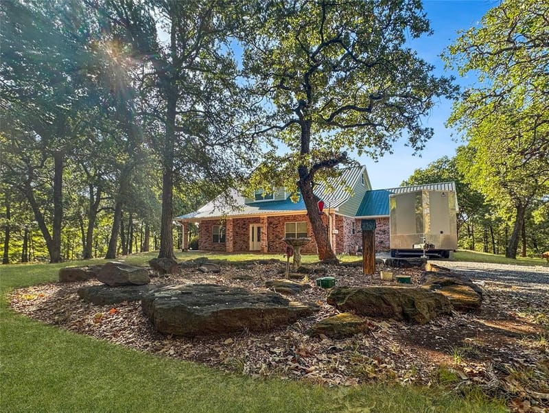 3704 County Road 220, Gainesville TX 76240 - Photo 6