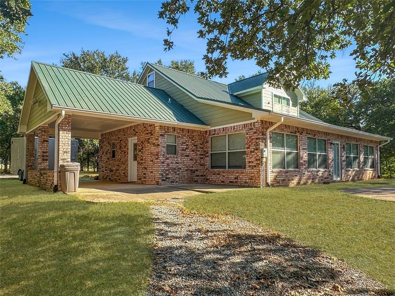 3704 County Road 220, Gainesville TX 76240 - Photo 5