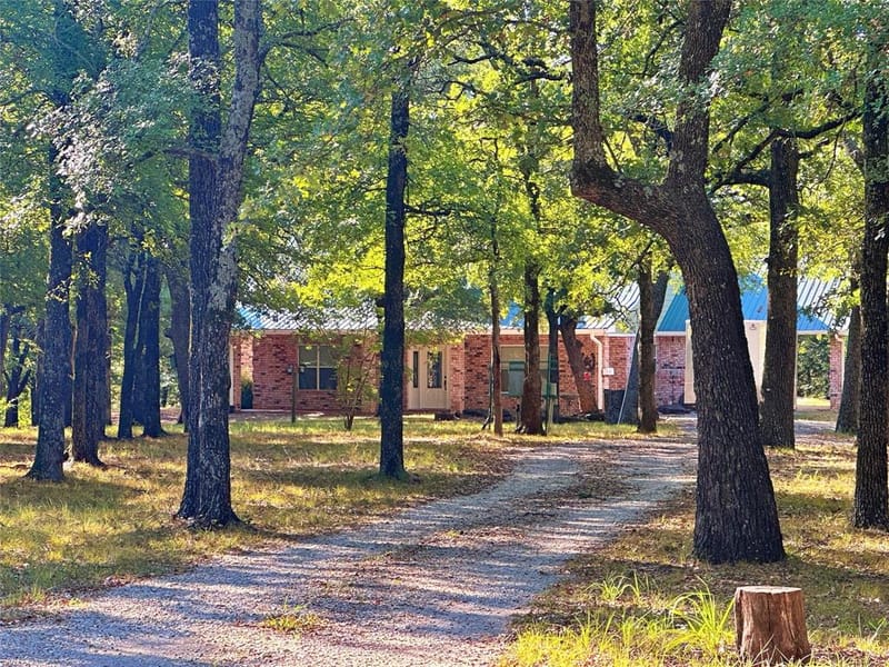3704 County Road 220, Gainesville TX 76240 - Photo 20