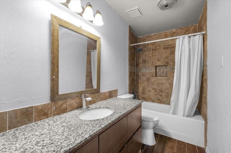 5511 Creek Valley Drive, Arlington TX 76018 - Photo 18