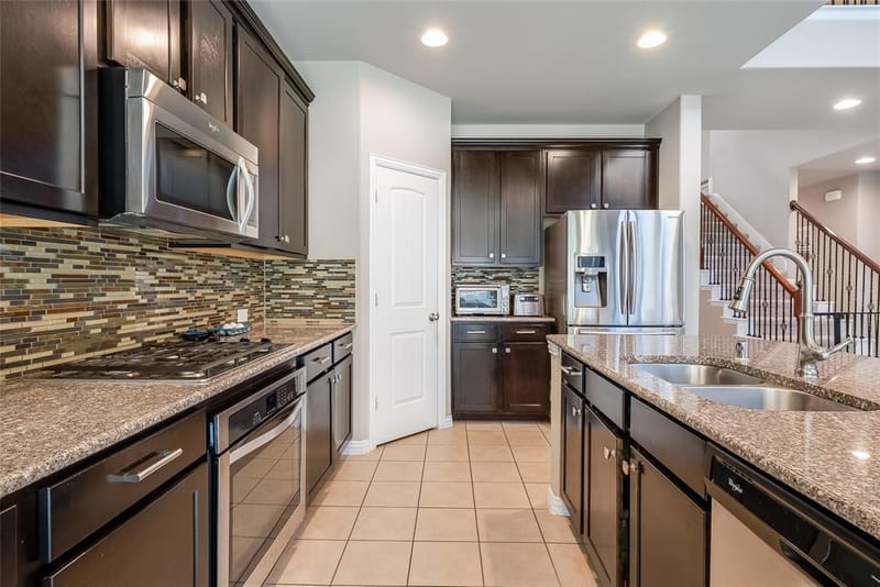 3721 Estates Way, McKinney TX 75072 - Photo 12