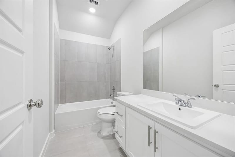 6657 Valley Lake Lane, Fort Worth TX 76036 - Photo 5