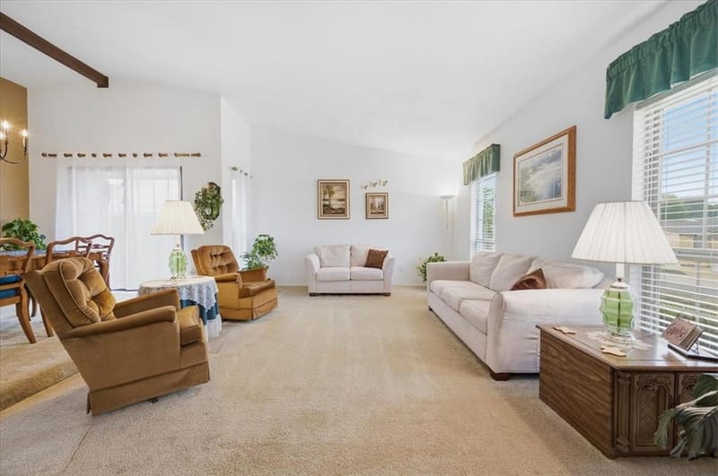 7205 Cloverglen Drive, Dallas TX 75249 - Photo 10