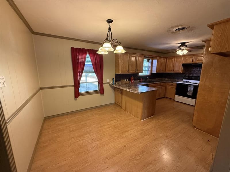 1603 Cherry Street, Gainesville TX 76240 - Photo 6