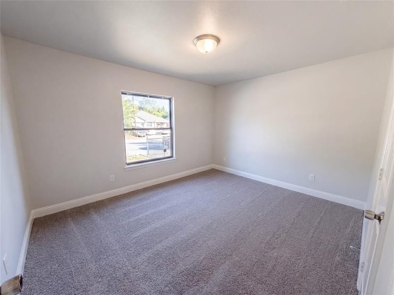 2810 Fordham Road, Dallas TX 75216 - Photo 13
