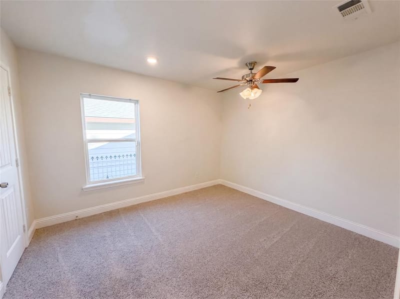 2810 Fordham Road, Dallas TX 75216 - Photo 9