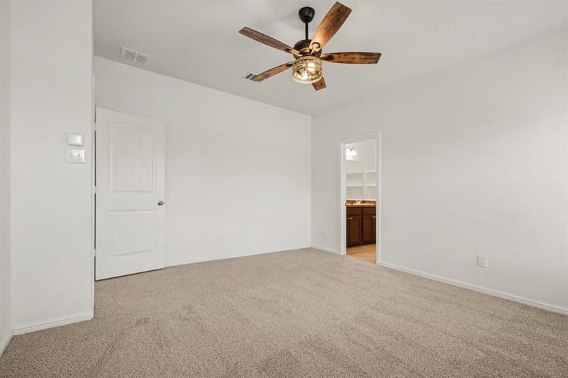 809 Rutherford Drive, Crowley TX 76036 - Photo 16