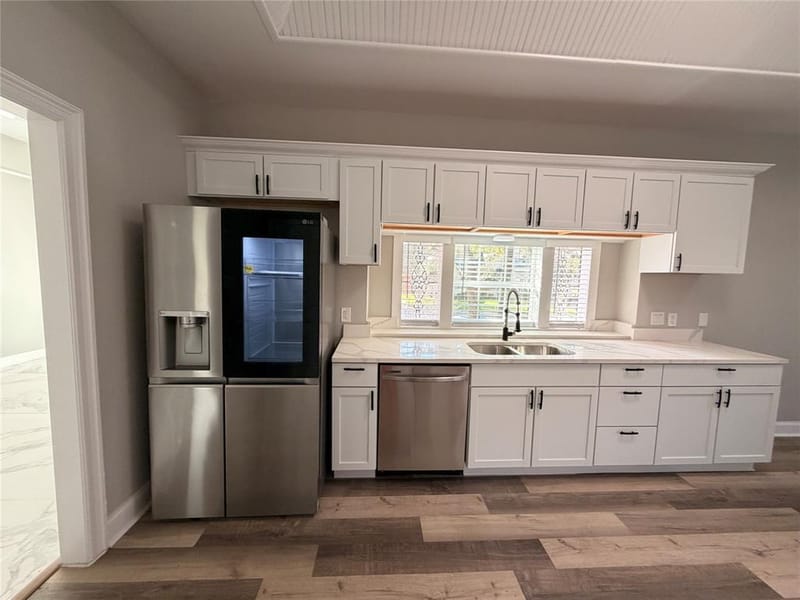 2103 Bay Club Drive, Arlington TX 76013 - Photo 7