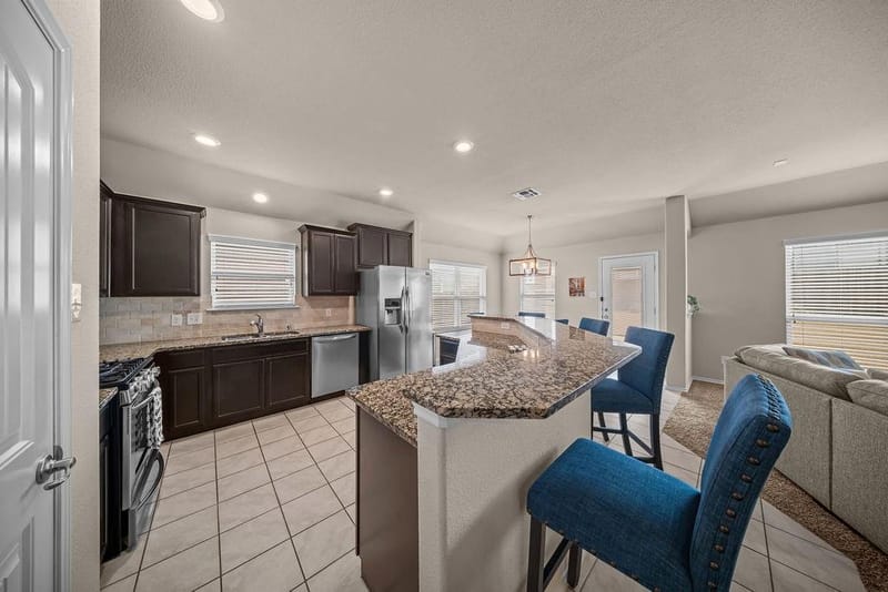 908 Lake Sierra Way, Little Elm TX 75068 - Photo 10